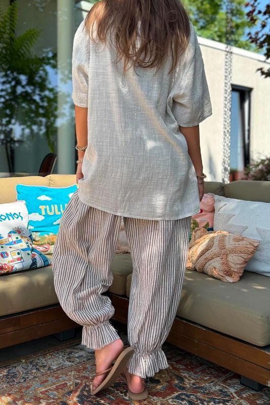 Izi Cheesecloth Button Tee Stone